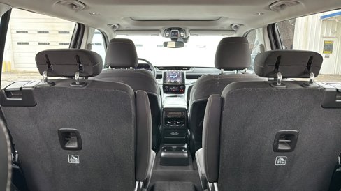 Used 2024 Jeep Grand Cherokee L Laredo image 9