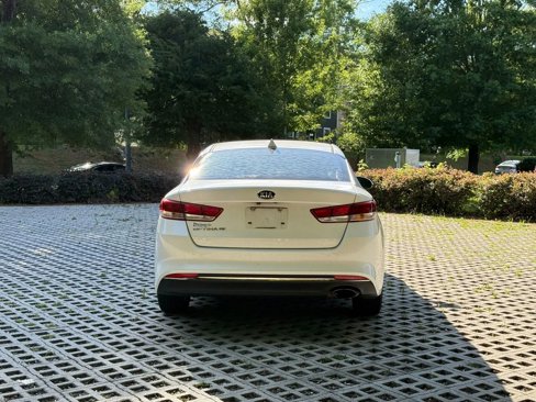 Used 2016 Kia Optima LX image 6