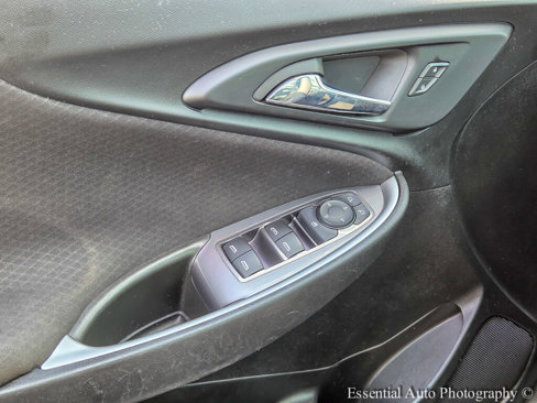 Used 2023 Chevrolet Malibu LT image 16