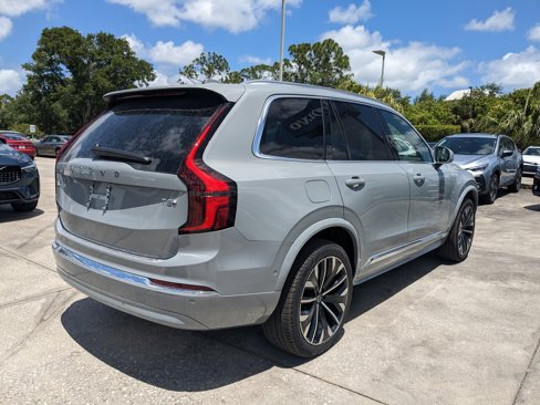 New 2025 Volvo XC90 T8 Plus w/ Protection Package Premier image 4