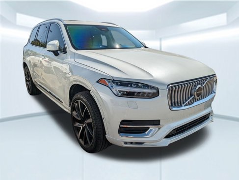 Used 2023 Volvo XC90 B6 Plus w/ Protection Package Premier image 4