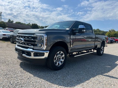 New 2026 Ford F350 Lariat w/ Chrome Package image 4