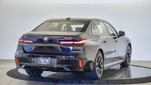 New 2026 BMW i7 eDrive50 w/ M Sport Package image 5