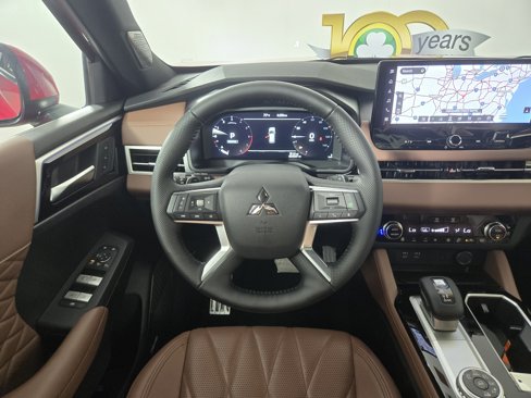 New 2025 Mitsubishi Outlander SEL image 14