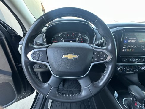 Used 2021 Chevrolet Traverse LT image 20