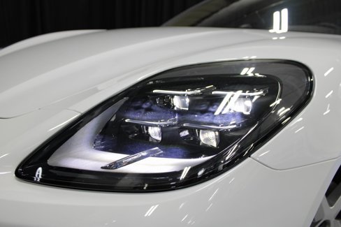 New 2025 Porsche Panamera 4 image 15