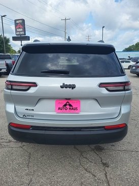 Used 2023 Jeep Grand Cherokee L Laredo image 22