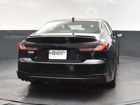 Used 2025 Toyota Camry XSE image 7