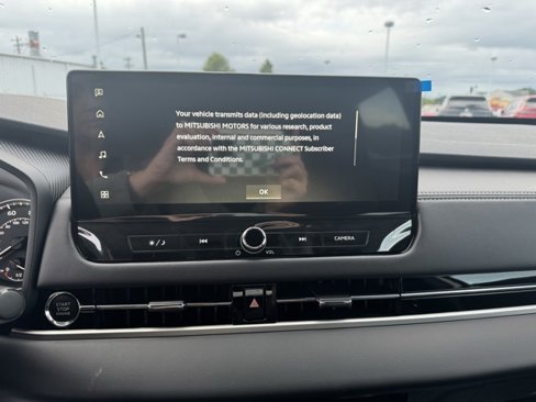 New 2025 Mitsubishi Outlander AWD image 22