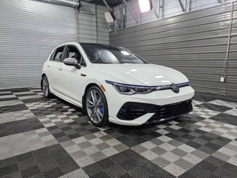 Used 2024 Volkswagen Golf R image 4