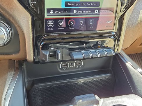 Used 2020 RAM 1500 Laramie image 27