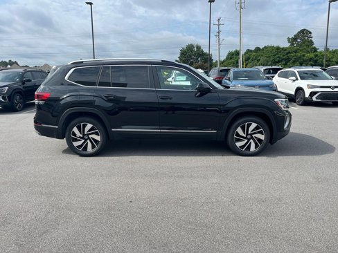 New 2025 Volkswagen Atlas SEL image 2