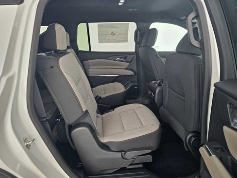 New 2026 Chevrolet Traverse LT w/ Enhanced Driving Package image 12