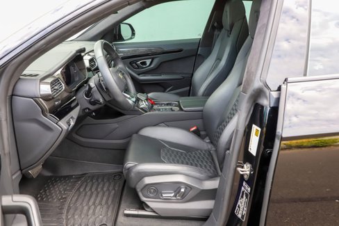 Used 2021 Lamborghini Urus image 54