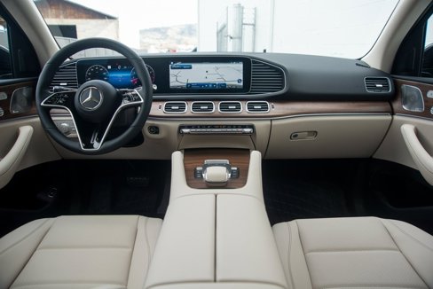 Used 2025 Mercedes-Benz GLE 350 4MATIC image 29