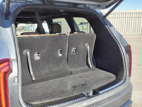 Used 2022 Kia Telluride SX w/ SX Prestige Package image 20