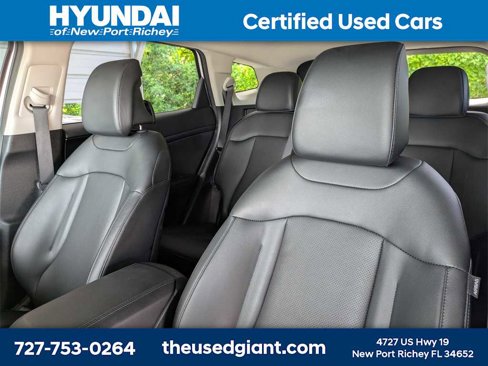 Used 2025 Kia Sportage EX image 7