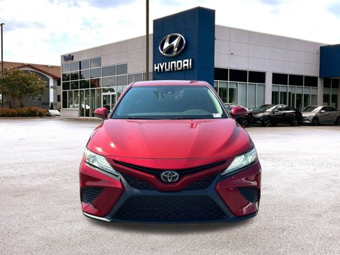 Used 2019 Toyota Camry SE image 8