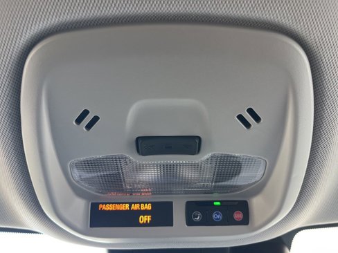 New 2025 Chevrolet Trax LT w/ LPO, Blackout Package image 20