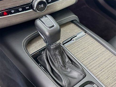 Used 2022 Volvo XC90 T6 Inscription w/ Advanced Package image 18