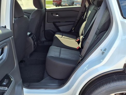 New 2026 Nissan Rogue SV image 13