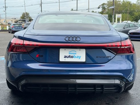 Used 2022 Audi RS e-tron GT w/ Carbon Performance Package image 9