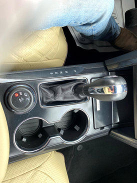 Used 2019 Ford Explorer XLT image 29
