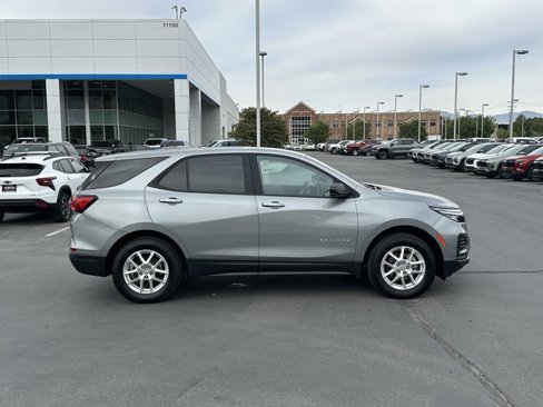 Certified 2023 Chevrolet Equinox LS w/ LS Convenience Package image 12