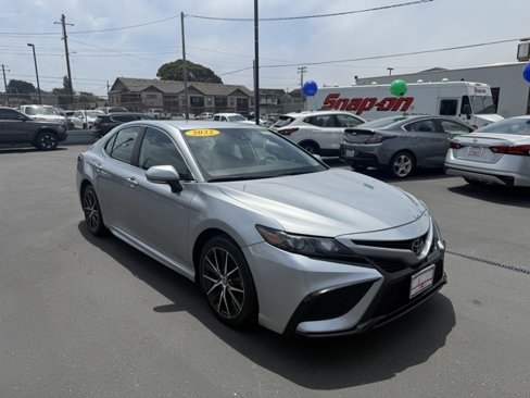 Used 2022 Toyota Camry SE image 7