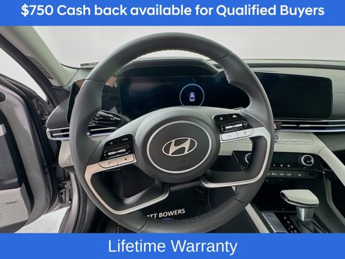 New 2025 Hyundai Elantra Limited image 11