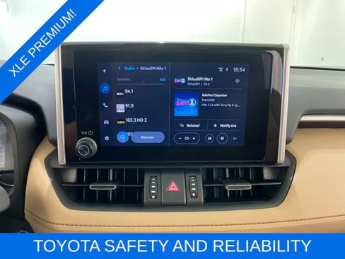 Used 2025 Toyota RAV4 XLE Premium image 15