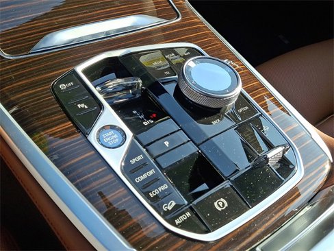 New 2026 BMW X7 M60i w/ Executive Package image 14