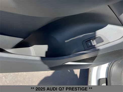 New 2025 Audi Q7 3.0T Prestige image 14
