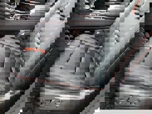 New 2026 Chevrolet Traverse RS w/ LPO, Floor Liner Package image 13