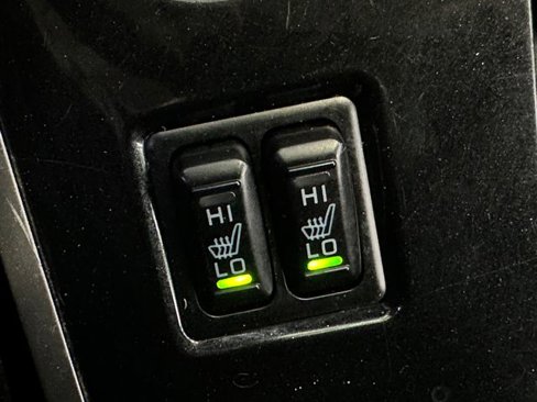 Used 2017 Mitsubishi Outlander SEL image 29