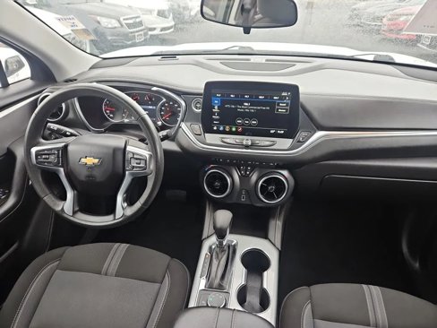 Used 2023 Chevrolet Blazer LT image 11