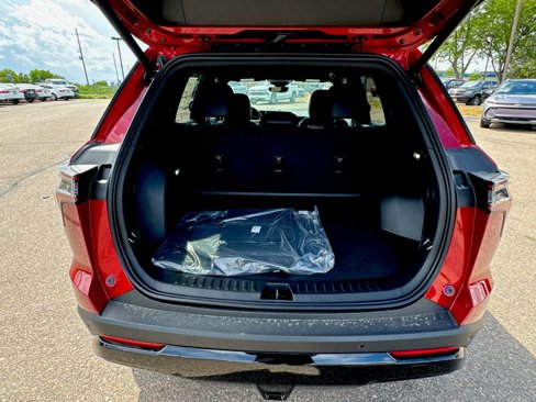New 2026 Chevrolet Equinox RS w/ Convenience Package III image 14