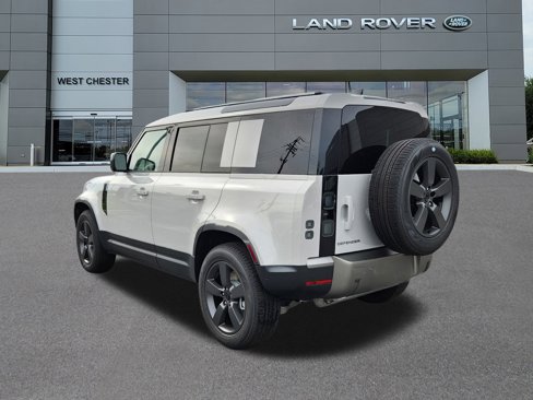 New 2026 Land Rover Defender 110 S image 3