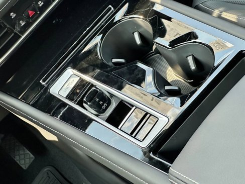 New 2026 Volkswagen Atlas Cross Sport SEL image 17