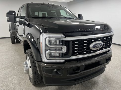 Used 2024 Ford F450 King Ranch image 2