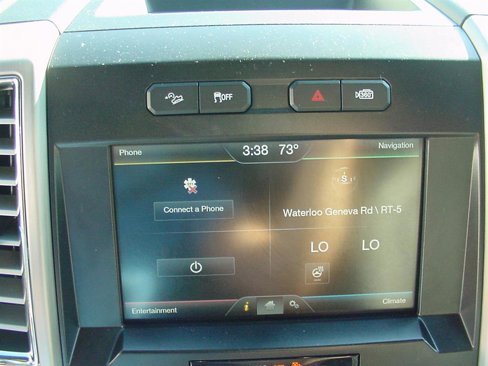 Used 2015 Ford F150 Platinum w/ Equipment Group 701A Luxury image 21