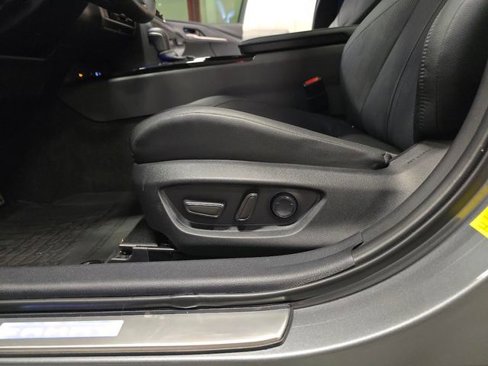 Used 2025 Toyota Camry XSE image 55