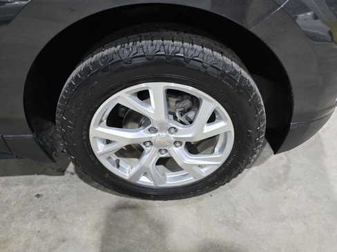 Used 2020 Chevrolet Equinox Premier image 19