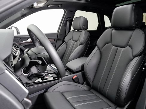 Used 2024 Audi Q5 e Premium Plus image 5