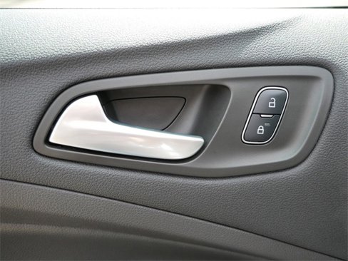 Used 2017 Ford Escape SE w/ SE Cold Weather Package image 14