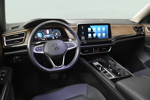 Used 2024 Volkswagen Atlas SE image 30