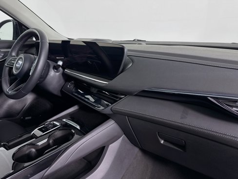 Used 2025 Buick Envision Preferred image 28