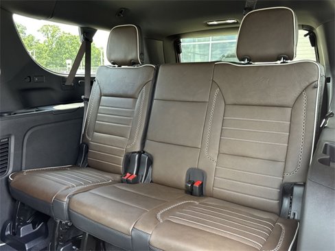 New 2025 GMC Yukon XL Denali Ultimate image 10