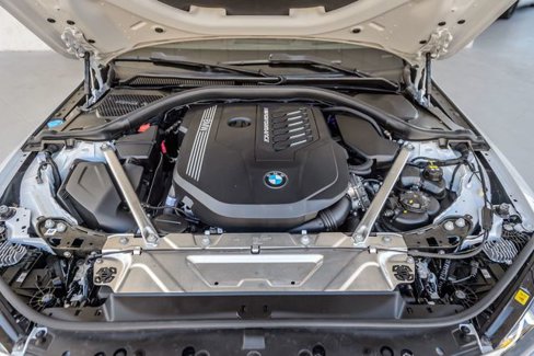 Used 2022 BMW M440i Convertible w/ Premium Package image 23