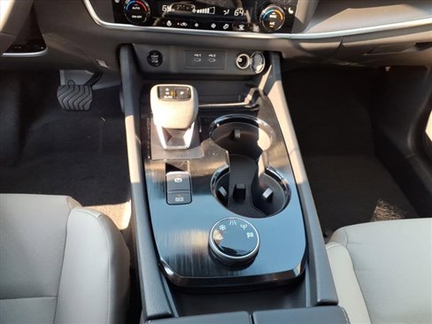 New 2026 Nissan Rogue SV image 13